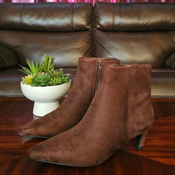 Universal Thread BOOTS - Picture 1 of 4
